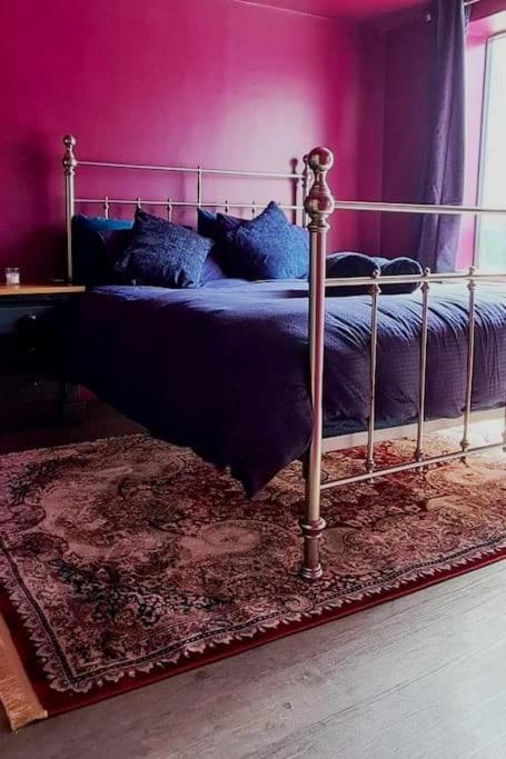 The Wolf'S Den Apartment Patrington Bagian luar foto